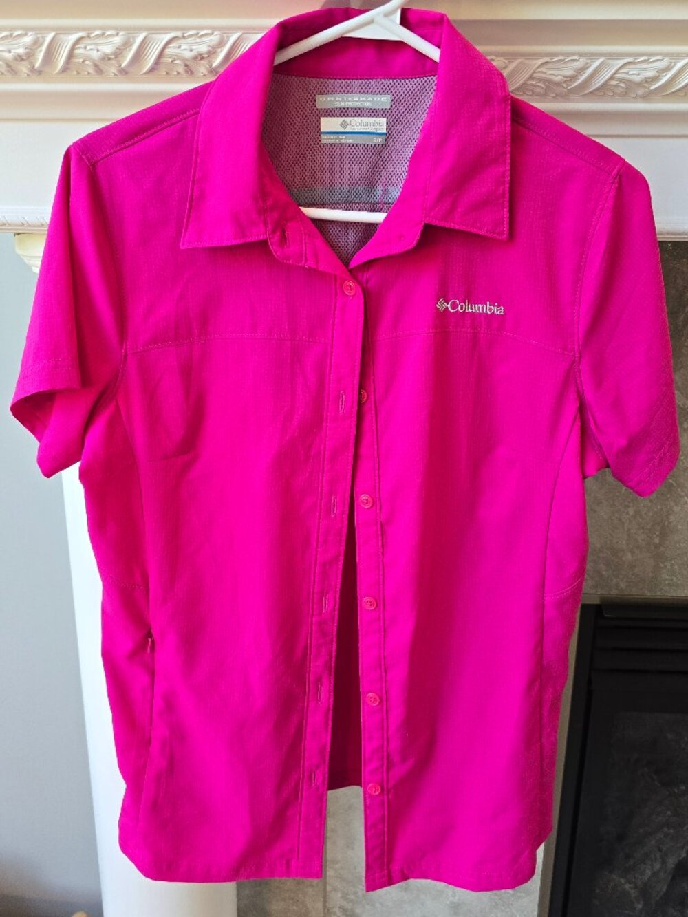 Columbia PFG Omni-Shade Vented Short Sleeve Button Up Shirt Pink – Size S
